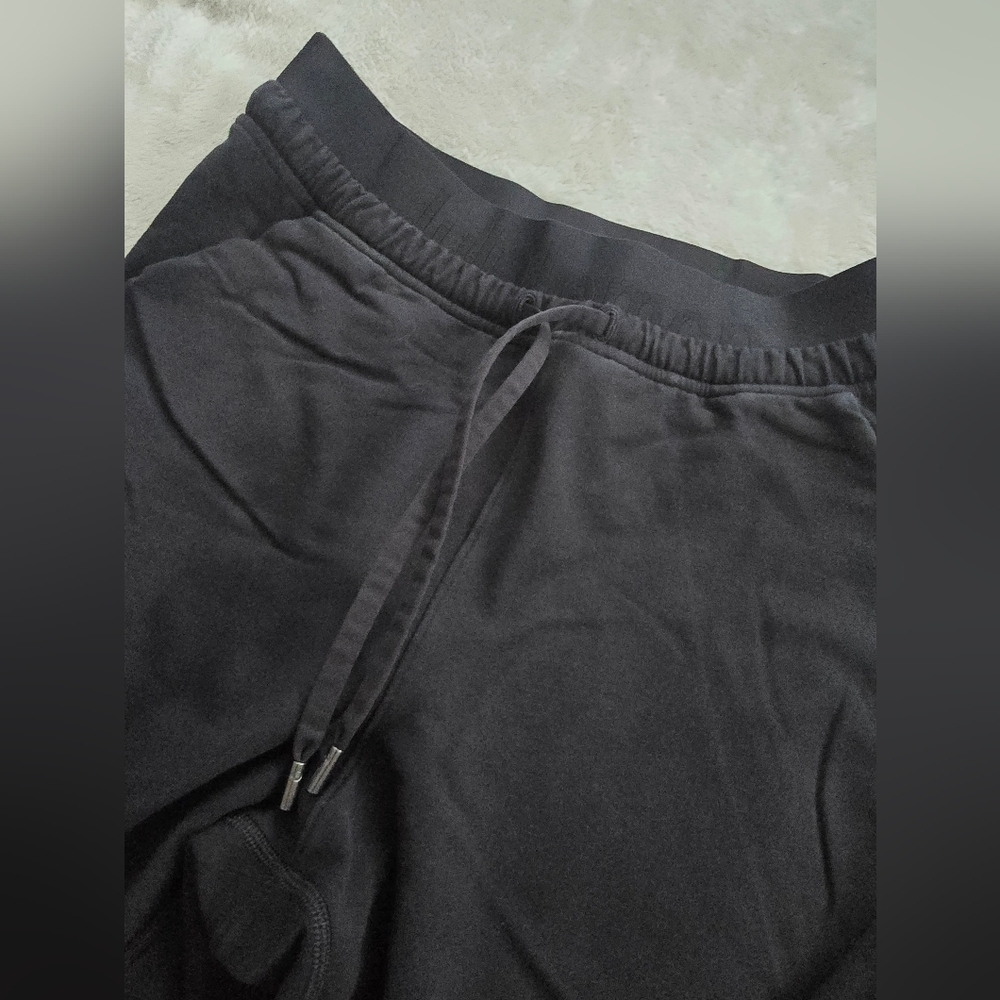 Lululemon Refreshed Routine jogger - Picture 6 of 12